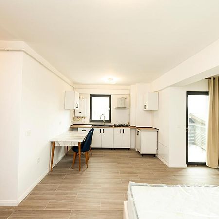 Apart Hotel Fusion Tower Iasi Eksteriør bilde