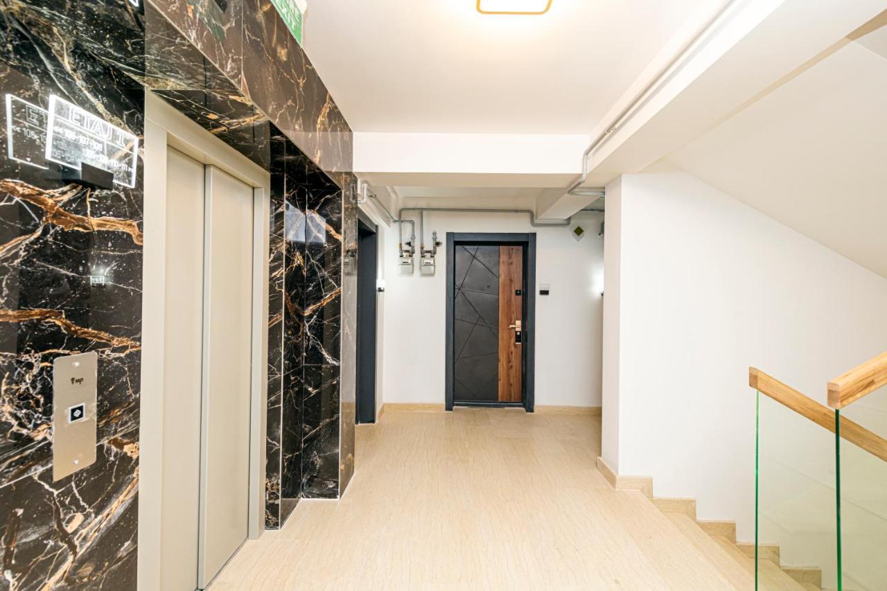Apart Hotel Fusion Tower Iasi Eksteriør bilde