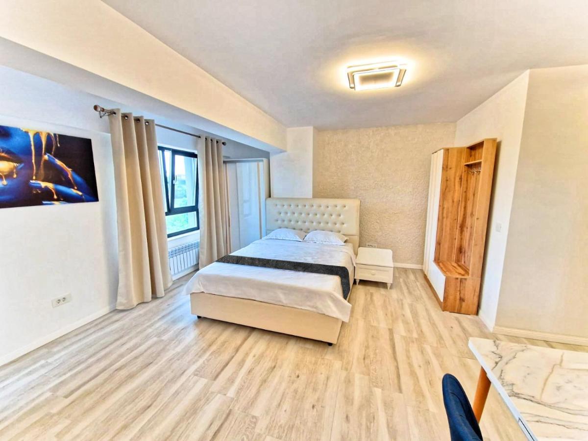 Apart Hotel Fusion Tower Iasi Eksteriør bilde